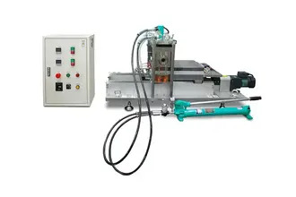 加熱ローラプレス