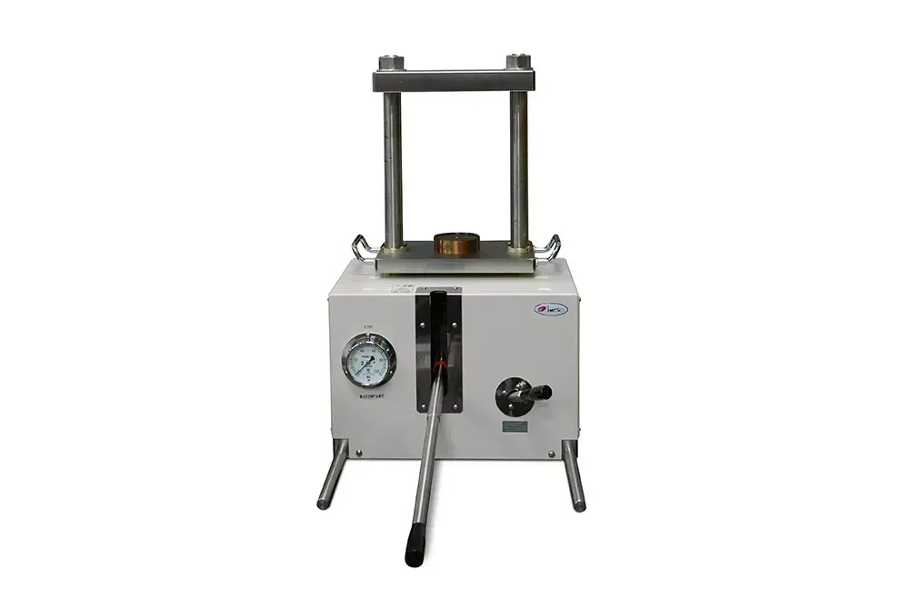 圧力式細胞破砕機